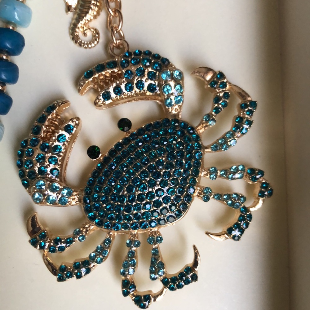 nOir Jewelry Teal & Aqua Crab Beaded Keychain Bag Charm - Picture 5 of 7